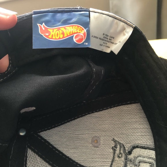 1998 hot wheels hat - Picture 2 of 3
